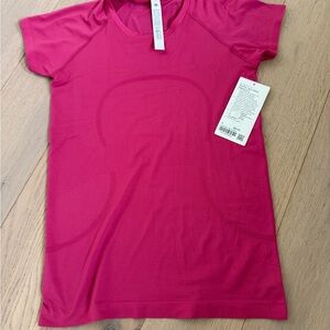 Lululemon Swiftly Teck Short Sleeve 2.0